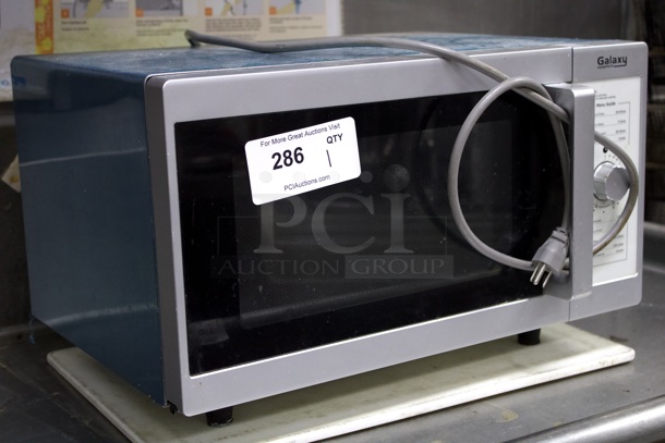 LIKE NEW!! Galaxy 177MW1000PD Office Series Microwave with Dial Controls - 120V, 1000W. STILL IN FACTORY WRAPPING.  - Image 2 of 7