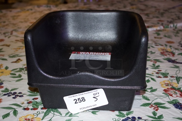 Cambro 100BC Booster Chairs, Black. 5x Your Bid - Image 3 of 3