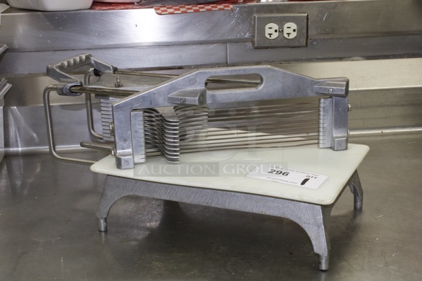 Vollrath 0644N Redco Tomato Pro 1/4" Tomato Slicer with Straight Blades - Image 2 of 6