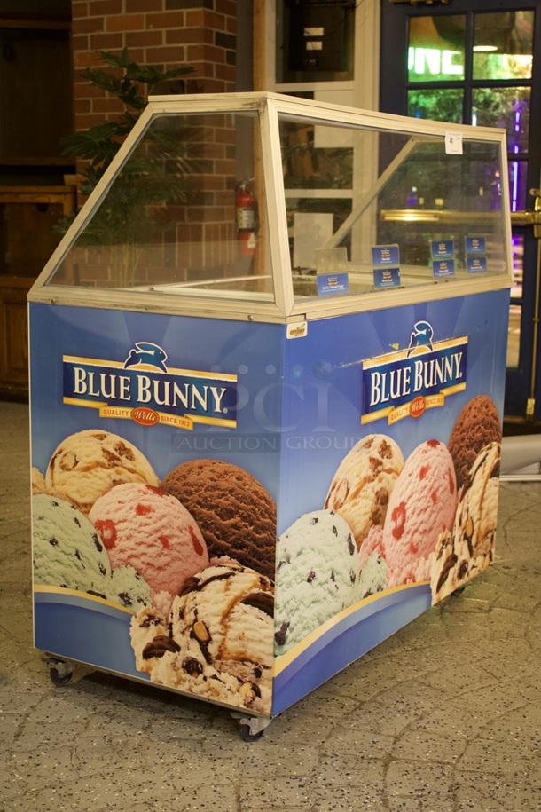 Stajac Industries W-EDC-8 8 Hole Ice Cream Dipping Cabinet With Curved Glass. On Commercial Casters. In Working Order. 48x25x50 - Image 2 of 4