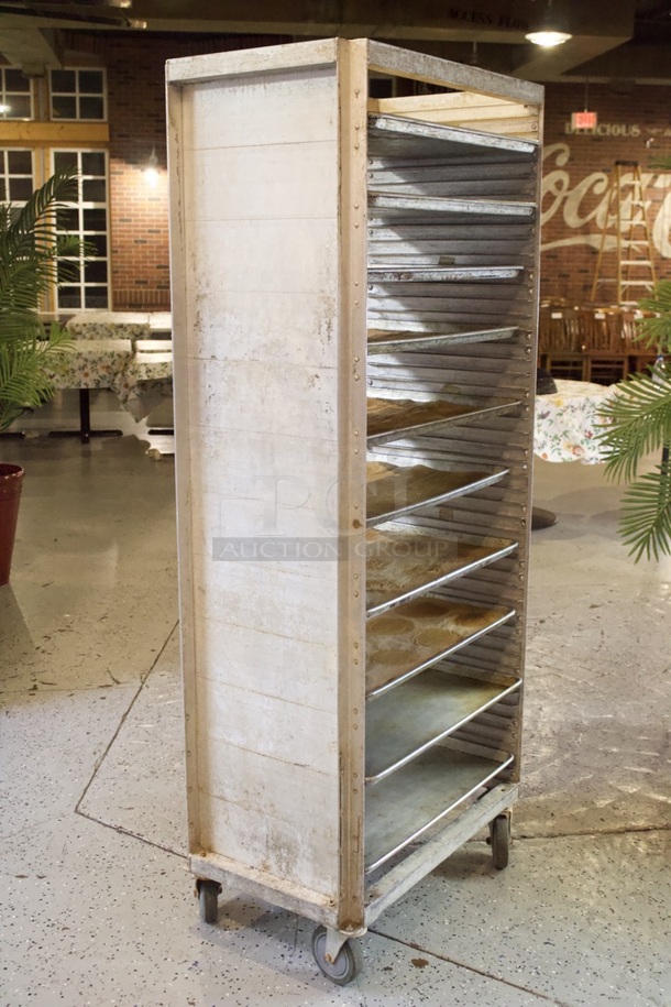 40 Pan End Load Aluminum Roll-In Refrigerator Rack with Corrugated Sidewalls. Includes 10 Full Size Sheet Pans - Image 4 of 4