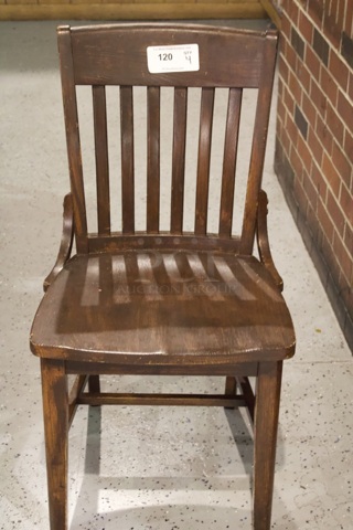 BEAUTIFUL! Set Of 4 Solid Wood Vertical Ladder Back Chairs. 18x13x35  
4x Your Bid.                      
some chairs are darker than others.