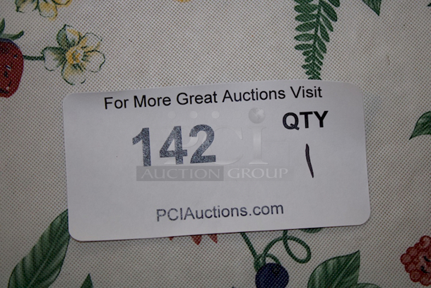 34in x 34in Restaurant Table With Standard Column Base & Flower Pattern Table Cloth.   - Image 5 of 5