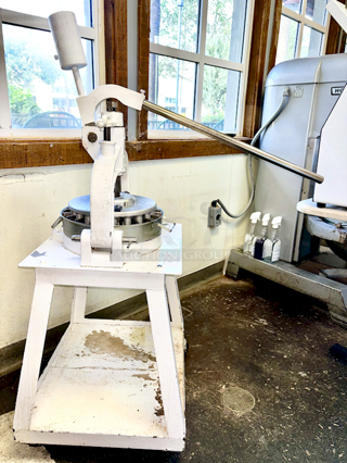 Oliver Dough Divider Deluxe, Model 623-ND, Allows for De-Gassing, Pressing and Dividing dough. Equipped With 18 Part Round Interchangeable Dividing Head & Pan On Stand With Locking Commercial Casters...Divider Can be detached and used with out stand. 