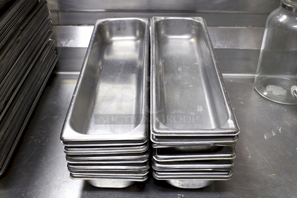 Vigor 1/2 Size Long 2 1/2" Deep Anti-Jam Stainless Steel Steam Table / Hotel Pan - 22 Gauge. 18x Your Bid - Image 1 of 3
