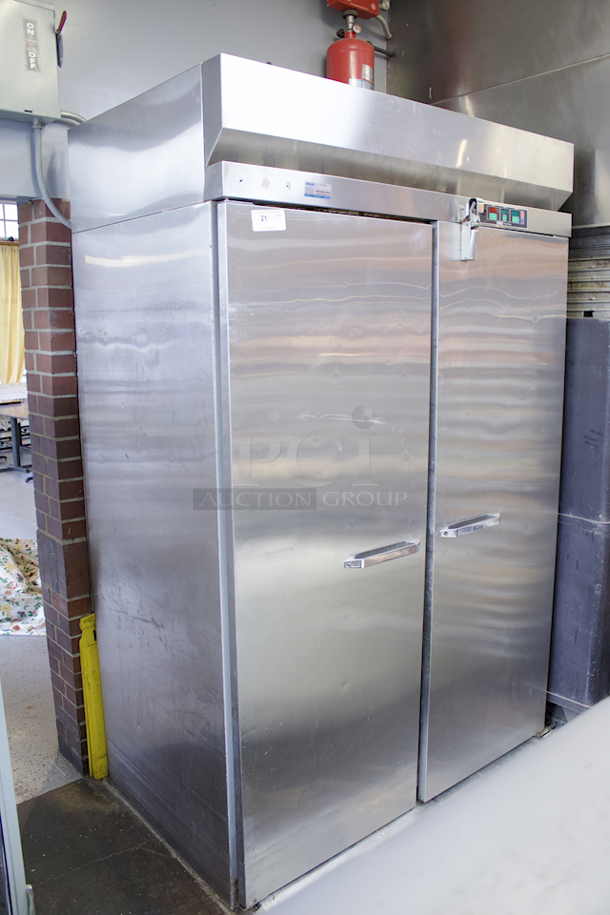 Hobart Baxter HBP2 2-Door Roll In Proofer Box, Room For (2) Single Racks, Equipped With Digital Temp, Humidity and Timer Controls. 89-3⁄8"H x 35-3⁄8"D” x 60"W, 208-240Volt 60Hz 1PH 20AMP 800lbs 
**Racks not included, for demonstration only** - Image 3 of 7