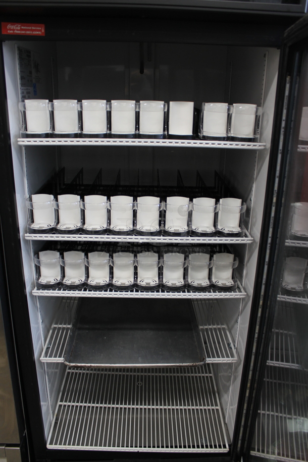 2013 True GDM-26EM-LD ENERGY STAR Metal Commercial Single Door Reach In Cooler Merchandiser w. Poly Coated Racks. 115 Volts, 1 Phase. Tested and Working! - Image 4 of 5