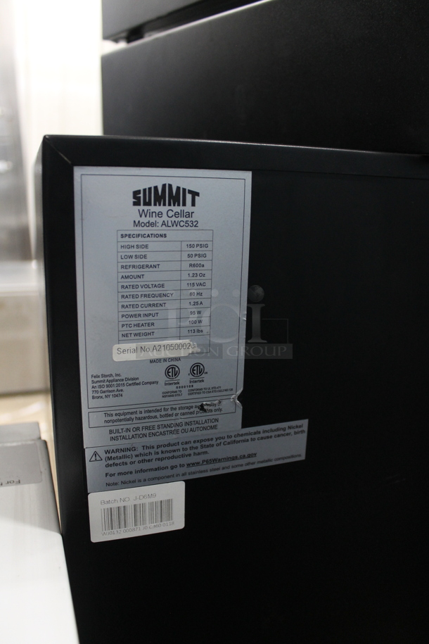 Summit ALWC532 Stainless Steel Commercial Mini Cooler Merchandiser. 115 Volts, 1 Phase. Tested and Working! - Image 4 of 4