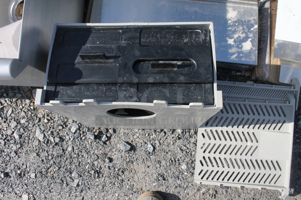 ALL ONE MONEY! Lot of BRAND NEW IN BOX Items Including Poly Rack, Fryer Splash Guard  - Image 3 of 5