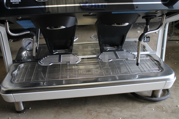 BRAND NEW SCRATCH AND DENT! 2021 Gaggia La GIUSTA 2GR Stainless Steel Commercial Countertop 2 Group Automatic Tall Espresso Machine w/ 3 Portafilters and 2 Steam Wands. 220 Volts, 1 Phase.  Tested and Working! - Image 5 of 11