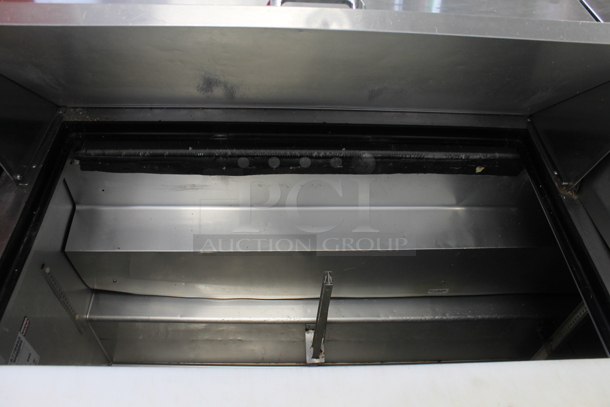 2016 True TSSU-72-30M-B-ST Stainless Steel Commercial Sandwich Salad Prep Table Bain Marie Mega Top. 115 Volts, 1 Phase. Tested and Working! - Image 2 of 7