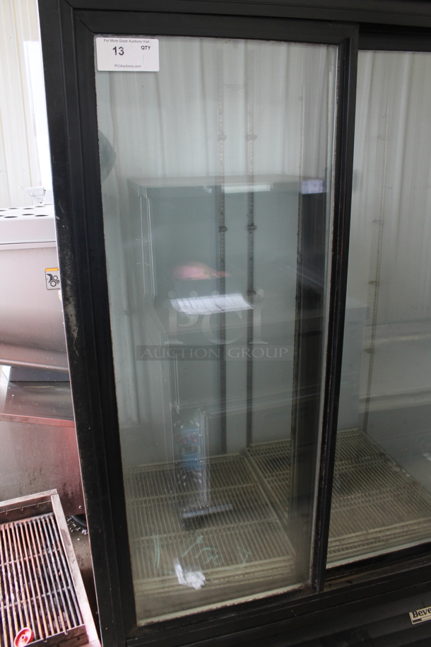Beverage Air MT38 Metal Commercial 2 Door Reach In Cooler Merchandiser w/ Poly Coated Racks. 115 Volts, 1 Phase. Tested and Working! - Image 4 of 7