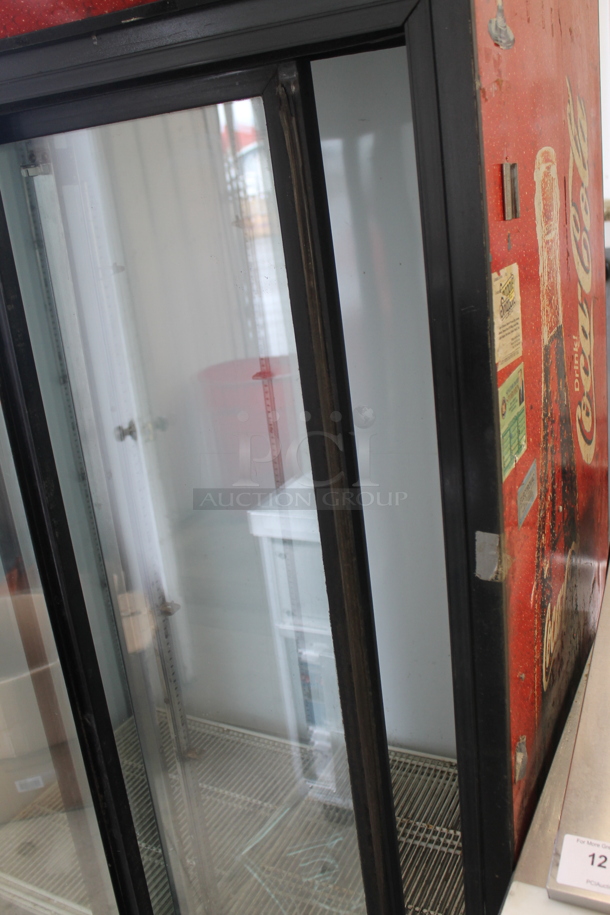 Beverage Air MT38 Metal Commercial 2 Door Reach In Cooler Merchandiser w/ Poly Coated Racks. 115 Volts, 1 Phase. Tested and Working! - Image 6 of 7