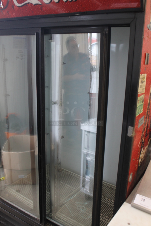 Beverage Air MT38 Metal Commercial 2 Door Reach In Cooler Merchandiser w/ Poly Coated Racks. 115 Volts, 1 Phase. Tested and Working! - Image 7 of 7