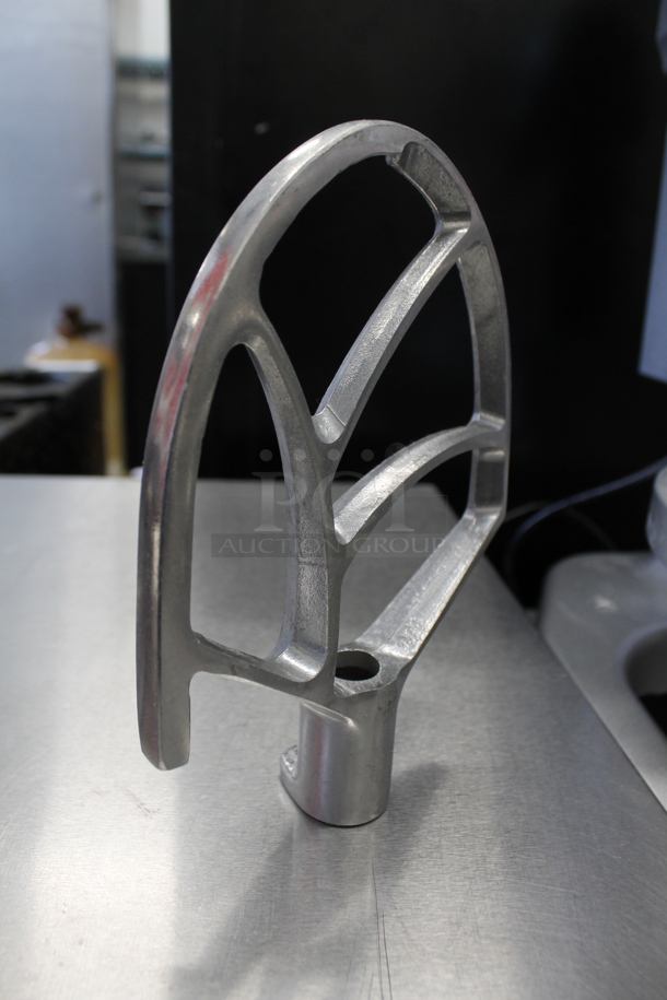 PrepPal PPM-10 Metal Commercial Countertop 10 Quart Planetary Dough Mixer w/ Stainless Steel Mixing Bowl, Bowl Guard, Dough Hook, Paddle and Whisk Attachments. 110 Volts, 1 Phase. Tested and Working! - Image 5 of 11