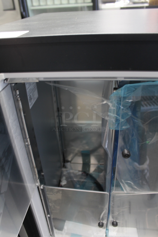 BRAND NEW SCRATCH AND DENT! Sanden LUMILINNA ICE-SC40BXIWU Metal Commercial Single Door Countertop / Undercounter Slush Cooler. 115 Volts, 1 Phase. Tested and Working! - Image 4 of 8