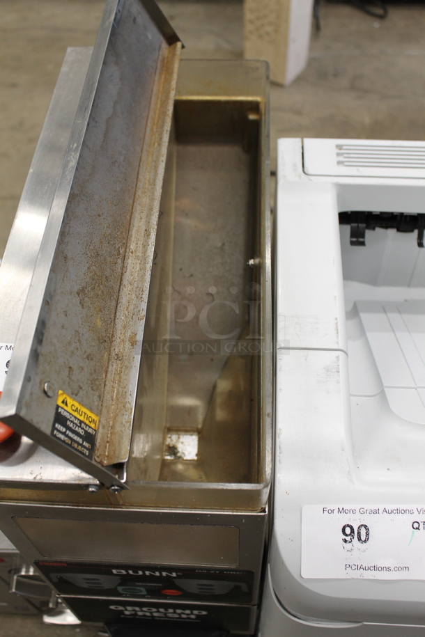 Bunn G9-2T DBC Stainless Steel Commercial Coffee Bean Grinder. 120 Volts, 1 Phase. Tested and Working!  - Image 4 of 6