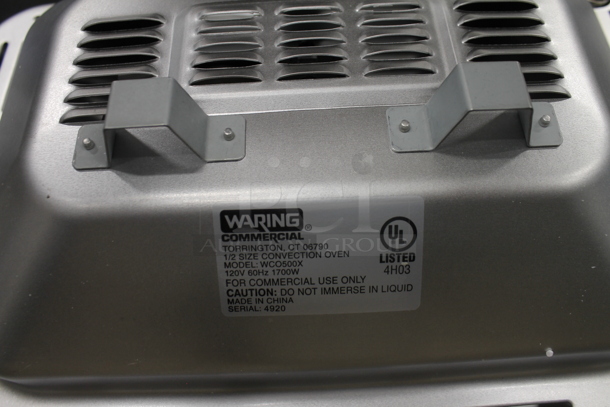 BRAND NEW IN BOX! Waring 500X Stainless Steel Commercial Countertop Electric Powered Half Size Convection Oven w/ View Through Door and Thermostatic Controls. 120 Volts, 1 Phase. Tested and Working! - Image 4 of 4