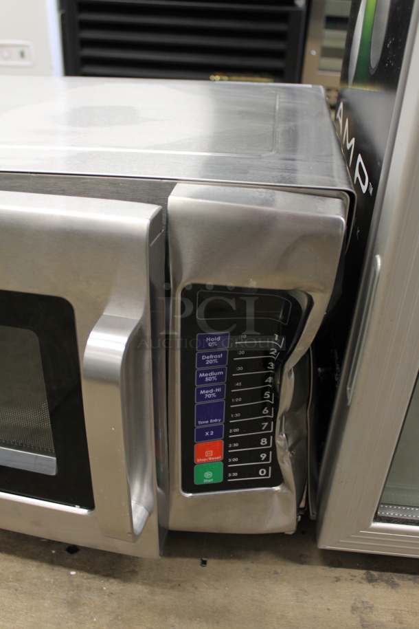 Waring WMO120 Stainless Steel Commercial Countertop Microwave Oven. 208-230 Volts, 1 Phase.  - Image 3 of 7