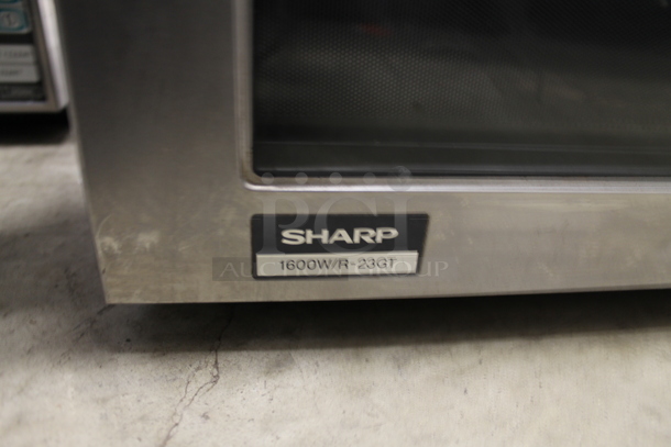 Sharp R-23GT Stainless Steel Commercial Countertop Microwave Oven. 208/230 Volts, 1 Phase.  - Image 5 of 6