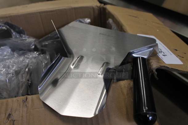 Box of Approximately 50 BRAND NEW! Stainless Steel Fry Scoopers. - Image 3 of 5