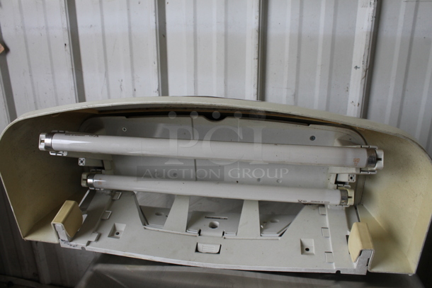 Ecolab SFS-1-1 Bug Zapper. 120 Volts, 1 Phase. Tested and Working! - Image 2 of 4