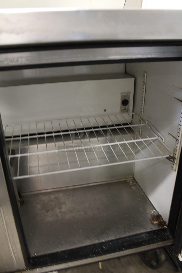 2013 True TSSU-72-30M-B-ST Stainless Steel Commercial Sandwich Salad Prep Table Bain Marie Mega Top. 115 Volts, 1 Phase. Tested and Working! - Image 4 of 7