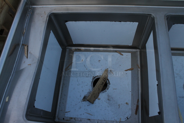 BRAND NEW SCRATCH AND DENT! Eagle S14-20-2-18R-SL Stainless Steel Commercial 2 Bay Sink w/ Right Drain Board. No Legs. Bays 20x20x14. Drain Boards 18x23 - Image 3 of 5