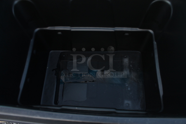 BRAND NEW SCRATCH AND DENT! Lavex 475CT20120BK 20 Cubic Foot Black Cube Truck (1200 lb. Capacity) - Image 3 of 3