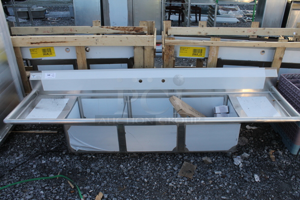BRAND NEW SCRATCH AND DENT! Steelton 500CS31818LR Stainless Steel Commercial 3 Bay Sink w/ Dual Drain Boards. - Image 2 of 6