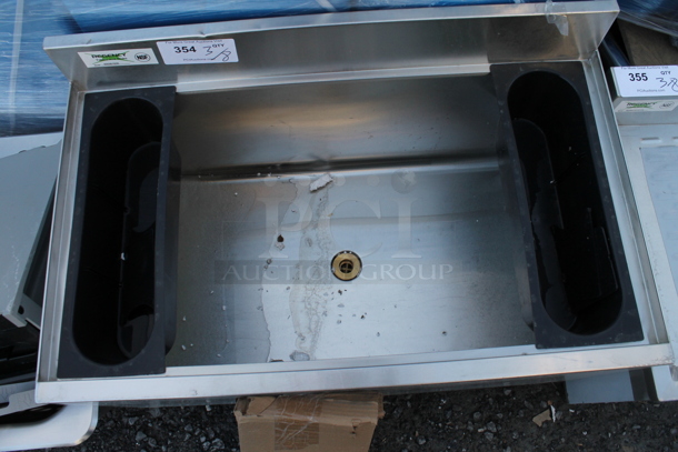 BRAND NEW SCRATCH AND DENT! Regency 600IB1830 Stainless Steel Commercial 18" x 30" Underbar Ice Bin - 98 lb. - Image 3 of 5