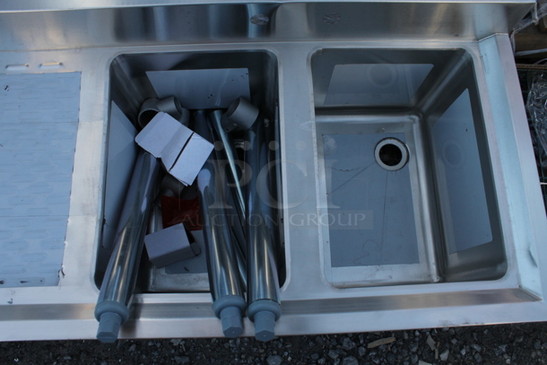 BRAND NEW SCRATCH AND DENT! Regency 600B2101413L Stainless Steel 2 Bay Underbar Sink with One Drainboard - 36" x 18 3/4" - Left Drainboard - Image 3 of 5