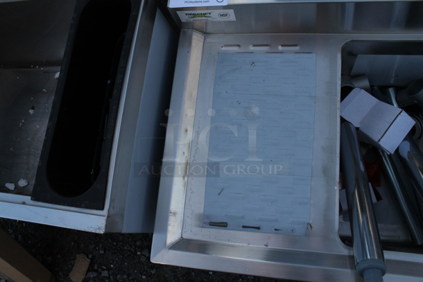 BRAND NEW SCRATCH AND DENT! Regency 600B2101413L Stainless Steel 2 Bay Underbar Sink with One Drainboard - 36" x 18 3/4" - Left Drainboard - Image 4 of 5