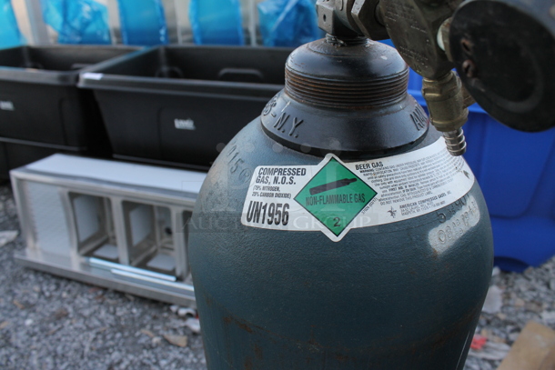 2 Metal Compressed Gas Tanks. 2 Times Your Bid! Buyer Must Pick Up - We Will Not Ship This Item - Image 5 of 6