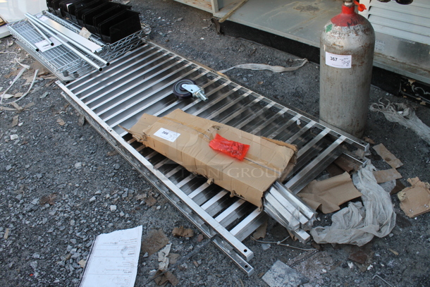 BRAND NEW SCRATCH AND DENT! Metal Commercial Pan Transport Rack on Commercial Casters  - Image 3 of 5