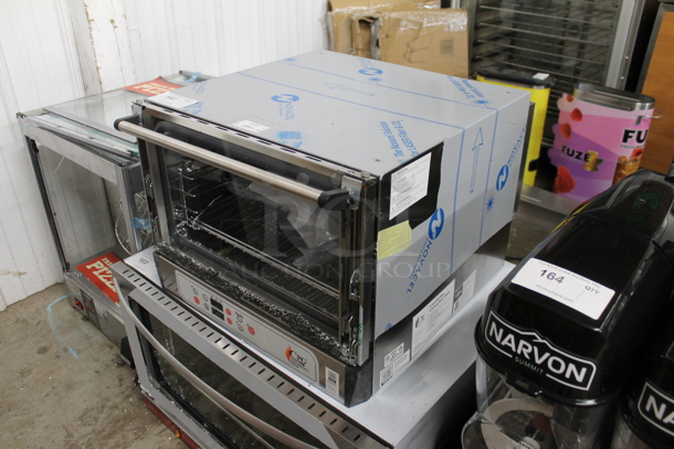 Cooking Performance Group CPG 351COHD3A Stainless Steel Commercial Countertop Electric Powered Half Size Convection Oven. See Pictures For Damage Including Missing Glass Door Pane. 110 Volt, 1 Phase. Tested and Working! - Image 2 of 5