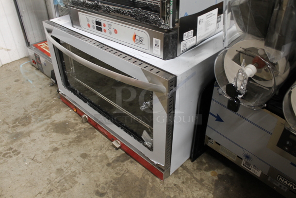 BRAND NEW SCRATCH AND DENT! Avantco 177CO38M Stainless Steel Commercial Countertop Electric Powered Convection Oven. 208/240 Volts, 1 Phase. - Image 3 of 6
