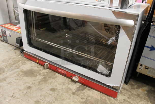 BRAND NEW SCRATCH AND DENT! Avantco 177CO38M Stainless Steel Commercial Countertop Electric Powered Convection Oven. 208/240 Volts, 1 Phase. - Image 4 of 6