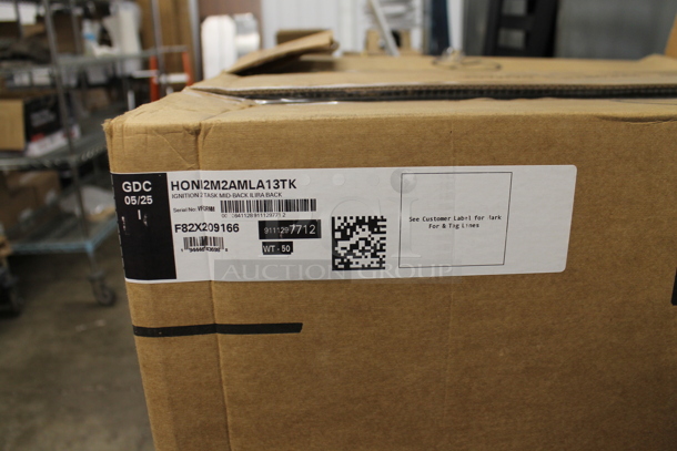 BRAND NEW SCRATCH AND DENT! HON HONI2M2AMLA13TK Ignition 2.0 Fabric/Mesh Task Chair.  - Image 4 of 4