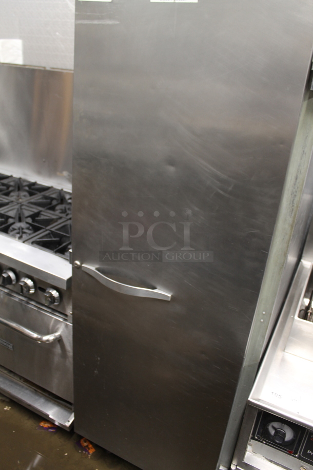 Beverage Air ER21-1AS Stainless Steel Commercial Single Door Reach In Cooler on Commercial Casters. 115 Volts, 1 Phase. Tested and Powers On But Does Not Get Cold - Image 3 of 6