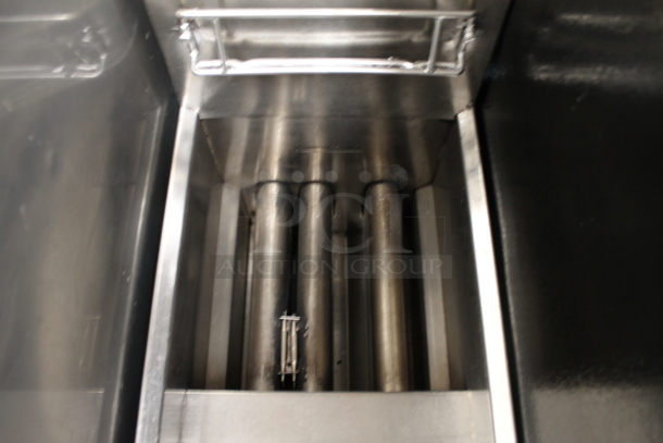 2013 Dean SR42GN Stainless Steel Commercial Floor Style Natural Gas Powered Deep Fat Fryer. 105,000 BTU.  - Image 2 of 6