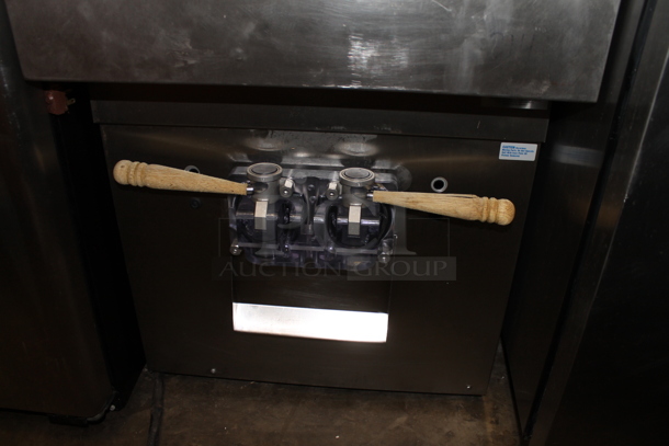 Carpigiani 193/BAR/USA-AVI P Stainless Steel Commercial Countertop Water Cooled 2 Flavor w/ Twist Soft Serve Ice Cream Machine. 208-230 Volts, 3 Phase.  - Image 3 of 5