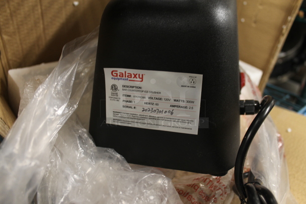 BRAND NEW SCRATCH AND DENT! Galaxy CTIC300 Countertop Ice Crusher. 120 Volts, 1 Phase. Tested and Working! - Image 6 of 6