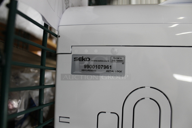 BRAND NEW SCRATCH AND DENT! Seko 9900107961 SekureMax 9900107961 5 Liter Chemical Cabinet with Metal Lock - Image 4 of 4