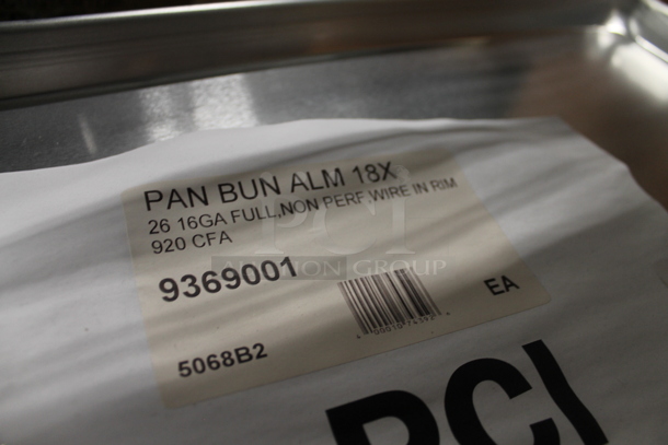 12 BRAND NEW SCRATCH AND DENT! Vollrath 9001 Wear-Ever Full Size 16 Gauge 18" x 26" Wire in Rim Aluminum Bun / Sheet Pan. 12 Times Your Bid! - Image 4 of 5
