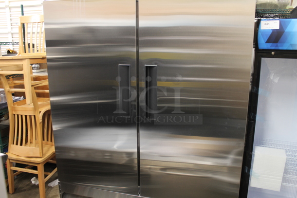 BRAND NEW SCRATCH AND DENT! 2023 KoolMore RIR-2D-SS Stainless Steel Commercial 2 Door Reach In Cooler w/ Poly Coated Racks. 115 Volts, 1 Phase. Tested and Working! - Image 4 of 8