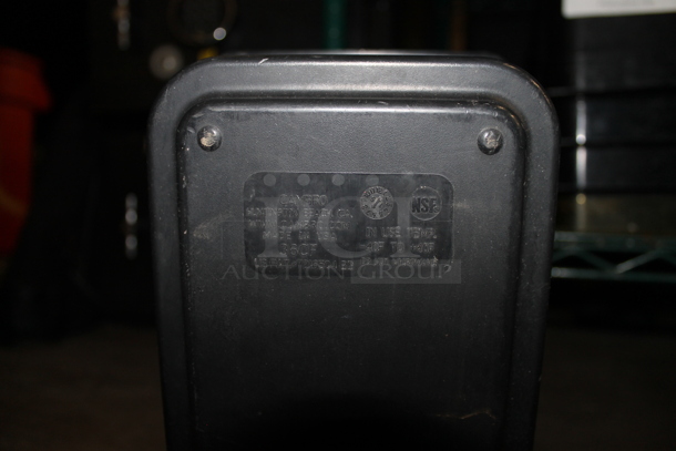 Cambro Black Poly Insulated 1/3 Size Drop In Bins. 1/3x6 - Image 2 of 2