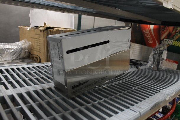 BRAND NEW SCRATCH AND DENT! 2022 Manitowoc IAuCS-161 Stainless Steel Commercial Automatic Cleaning System for Ice Machine. 115 Volts, 1 Phase. - Image 2 of 4