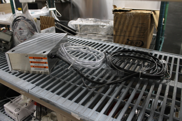 BRAND NEW SCRATCH AND DENT! 2022 Manitowoc IAuCS-161 Stainless Steel Commercial Automatic Cleaning System for Ice Machine. 115 Volts, 1 Phase. - Image 3 of 4