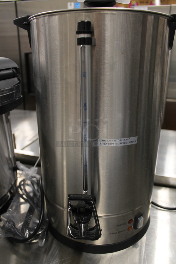 BRAND NEW SCRATCH AND DENT! Avantco 177CU100ETL Stainless Steel Commercial Countertop Coffee Maker. 120 Volts, 1 Phase.  - Image 4 of 6